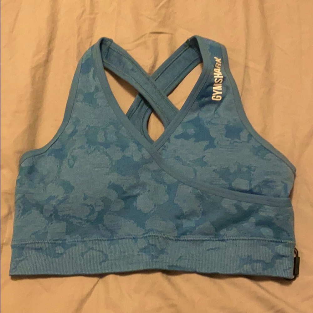 Gymshark Adapt camo seamless sports bra. Luna blue
